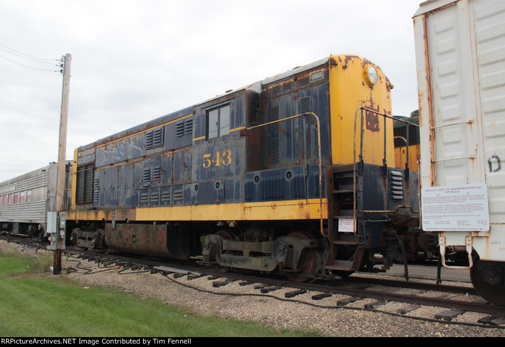 Exotic Locomotive: Fairbanks-Morse H12-44TS